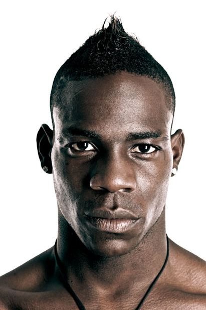 Mario Balotelli, la bellezza nera del calcio italiano