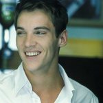 Jonathan Rhys Meyers, bellezza regale - Thumbnail