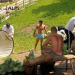 La sensualit&agrave; degli uomini delle Alpi nel calendario 2011 - Thumbnail