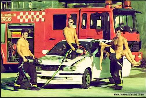 Fuoco ardente: il calendario 2011 dei pompieri di Castellòn