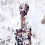 Fuoco ardente: il calendario 2011 dei pompieri di Castell&ograve;n - Thumbnail