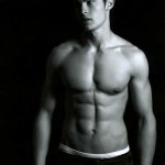 Baptiste Giabiconi: il primo uomo del Calendario Pirelli - Thumbnail
