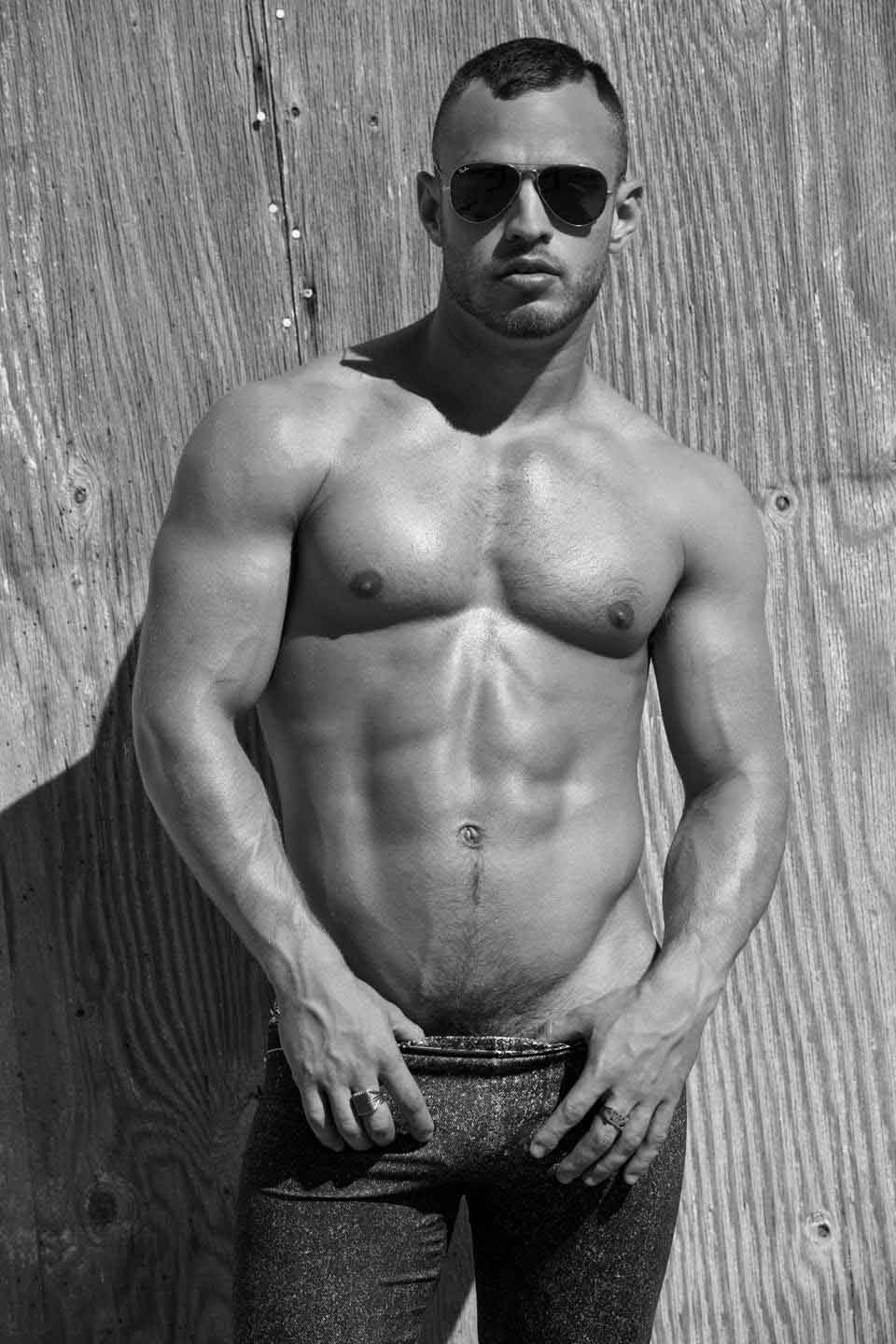 Bellezze pre-natalizie: Chase Hostler