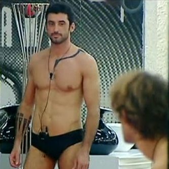 Grande Fratello: e sotto l'Albero le foto hot