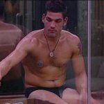 Grande Fratello: e sotto l'Albero le foto hot - Thumbnail