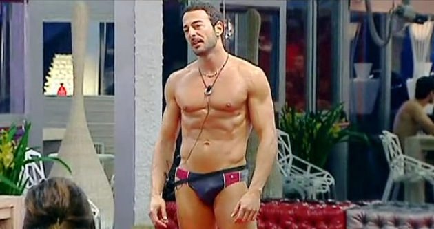 Grande Fratello: e sotto l'Albero le foto hot