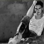 Jonathan Rhys Meyers, bellezza regale - Thumbnail