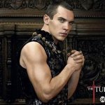 Jonathan Rhys Meyers, bellezza regale - Thumbnail