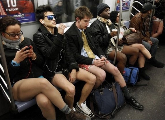 Tutti in mutande nella metro di New York