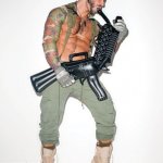 Fran&ccedil;ois Sagat in versione militare per Out - Thumbnail