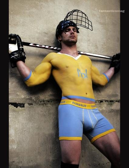 Athletic Performance: body painting e shorts attillatissimi