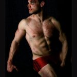 Athletic Performance: body painting e shorts attillatissimi - Thumbnail
