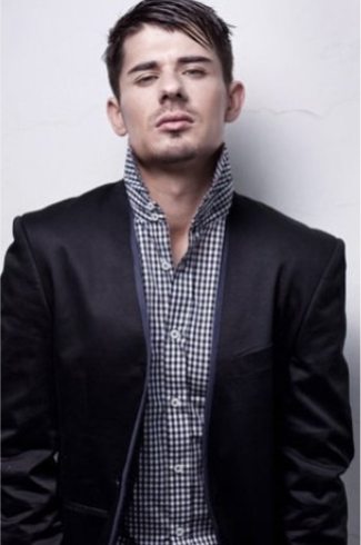 Il nuovo Mister Gay World &egrave; Francois Nel