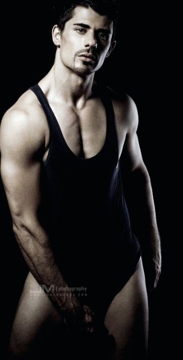 Il nuovo Mister Gay World &egrave; Francois Nel