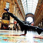 Antonio Anuk, le contorsioni del modello italiano - Thumbnail