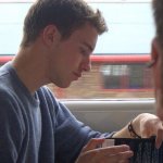 TubeCrush: i pi&ugrave; bei ragazzi visti sulla metro in un blog - Thumbnail