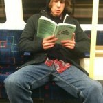 TubeCrush: i pi&ugrave; bei ragazzi visti sulla metro in un blog - Thumbnail