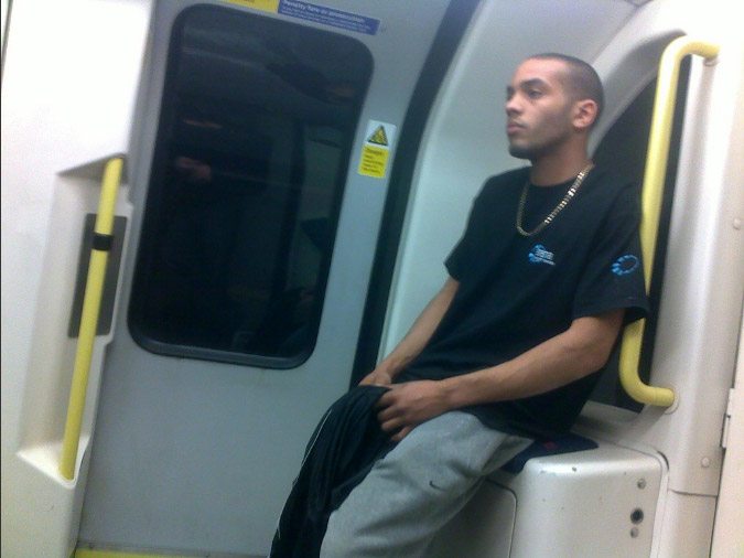 TubeCrush: i pi&ugrave; bei ragazzi visti sulla metro in un blog