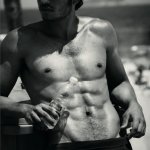 Posto 7 Ipanema, corpi brasiliani in mostra per Num&eacute;ro Homme - Thumbnail