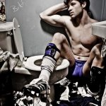 Quei bagni cos&igrave; hot... - Thumbnail