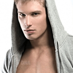 Daniel in copertina di DNA - Thumbnail