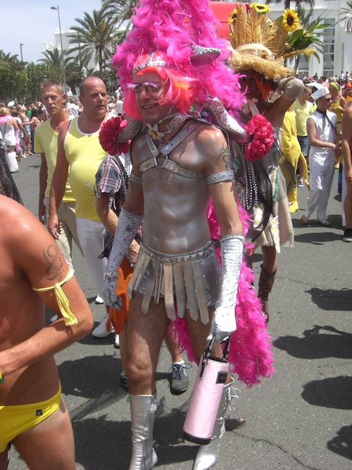 Follia e colore al Maspalomas Gay Pride