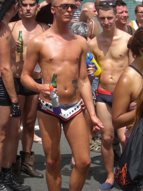 Follia e colore al Maspalomas Gay Pride