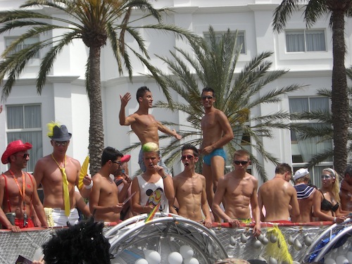 Follia e colore al Maspalomas Gay Pride