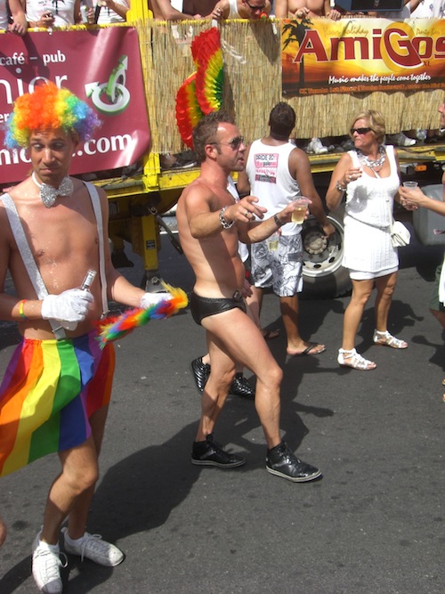 Follia e colore al Maspalomas Gay Pride