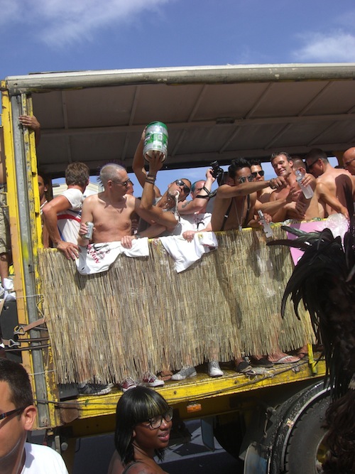 Follia e colore al Maspalomas Gay Pride