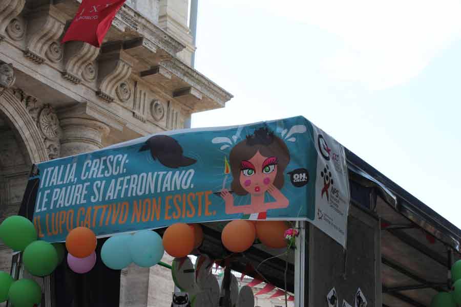 Le foto dell'Europride: i carri