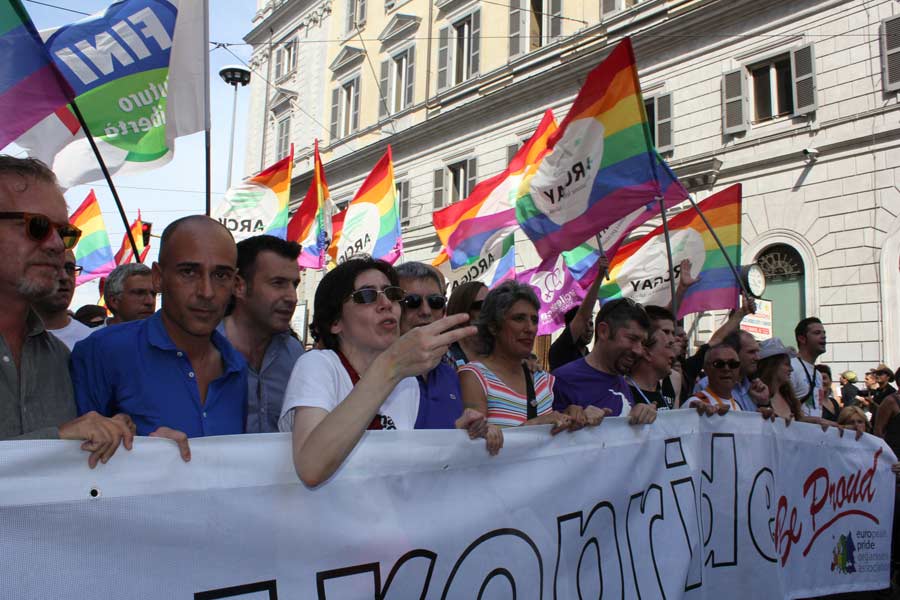 Le foto dell'Europride: il corteo