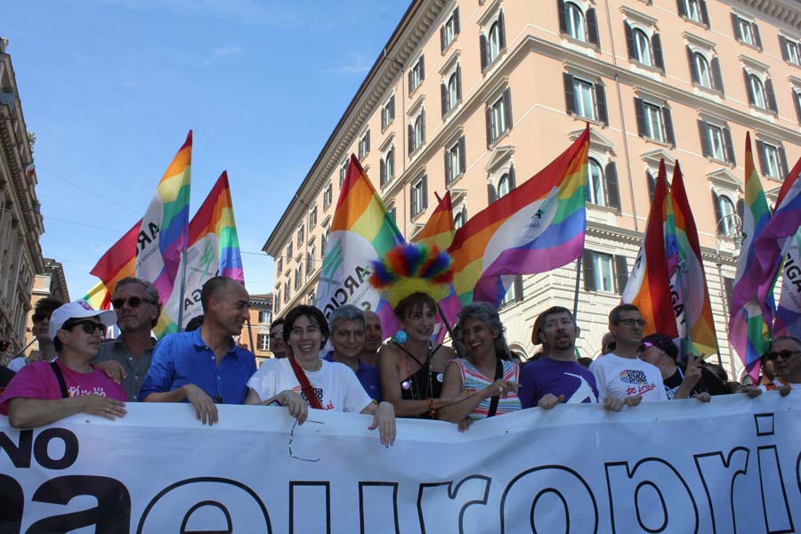 Le foto dell'Europride: il corteo