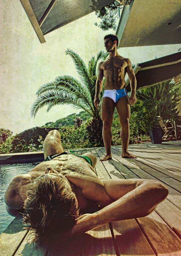 Nuova campagna Swimwear di ES: bagnati a bordo piscina