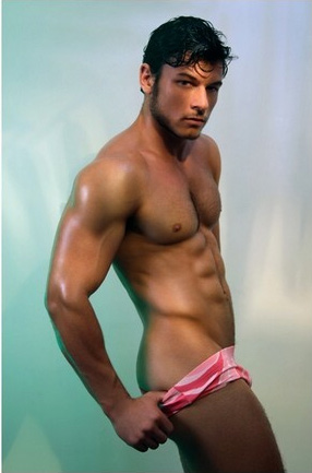 Daniel Garofali supersexy per Lash Magazine