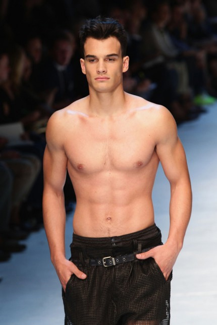 David Gandy (e non solo) a petto nudo per D&G