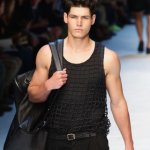 David Gandy (e non solo) a petto nudo per D&G - Thumbnail