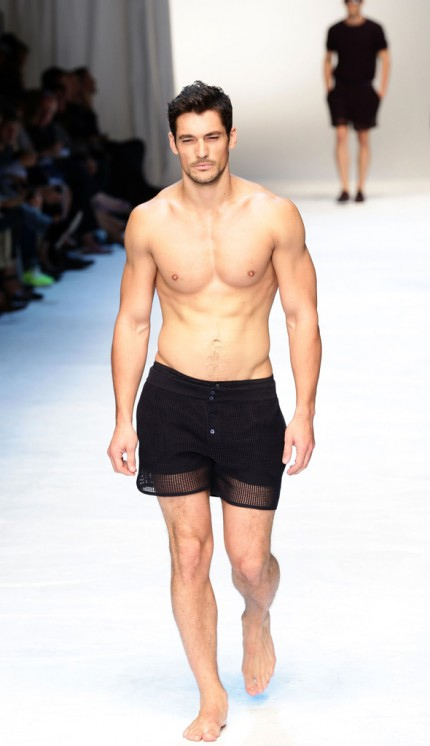 David Gandy (e non solo) a petto nudo per D&G