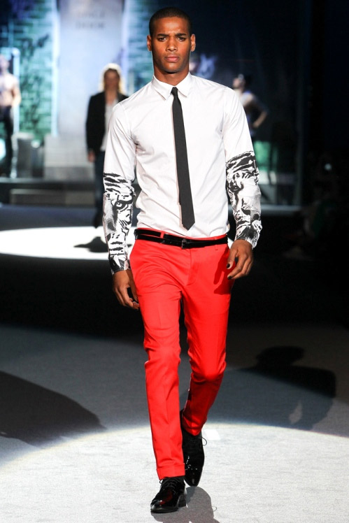 Ecco l'uomo di DSquared per la primavera/estate 2012