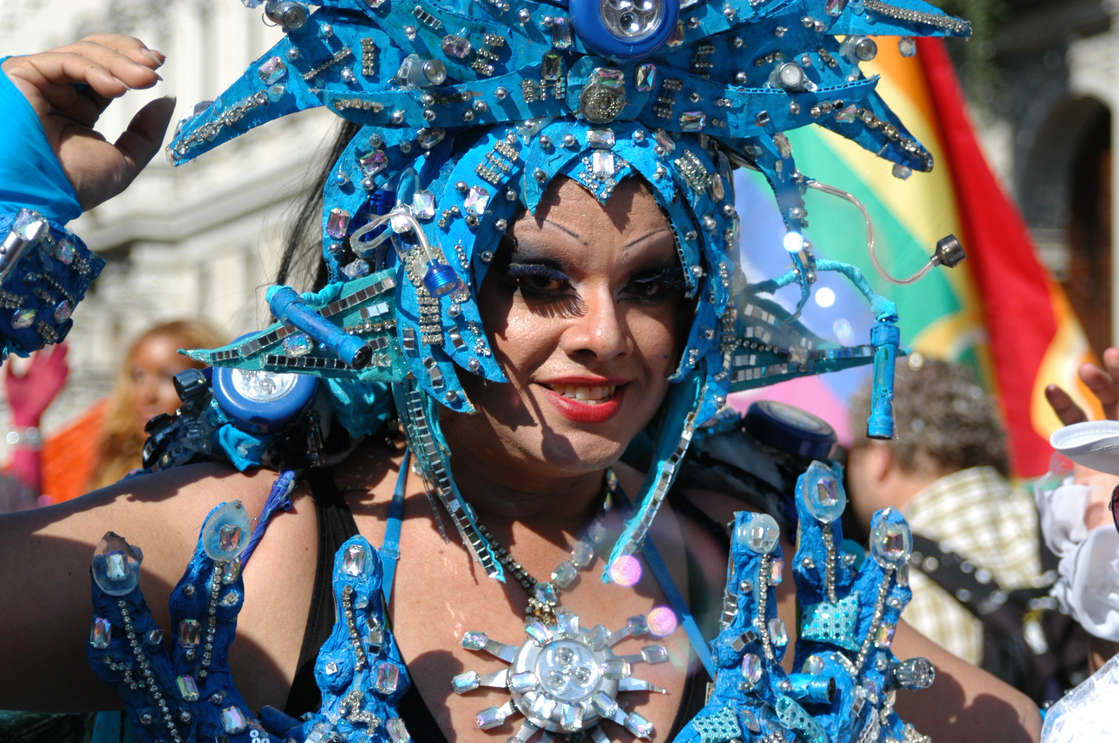 Milano Pride 2011: 60 mila in piazza con New York nel cuore