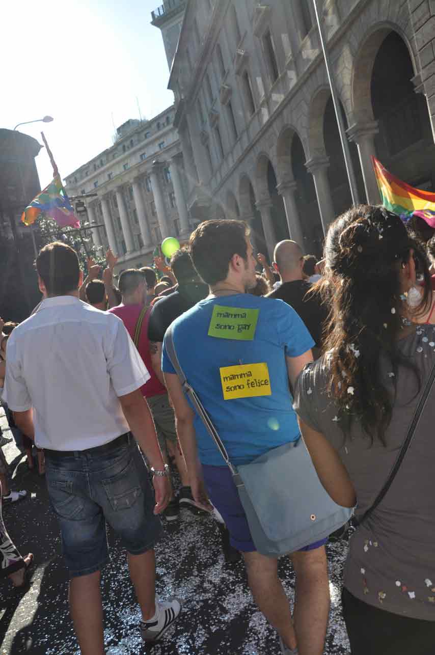 Milano Pride 2011: 60 mila in piazza con New York nel cuore