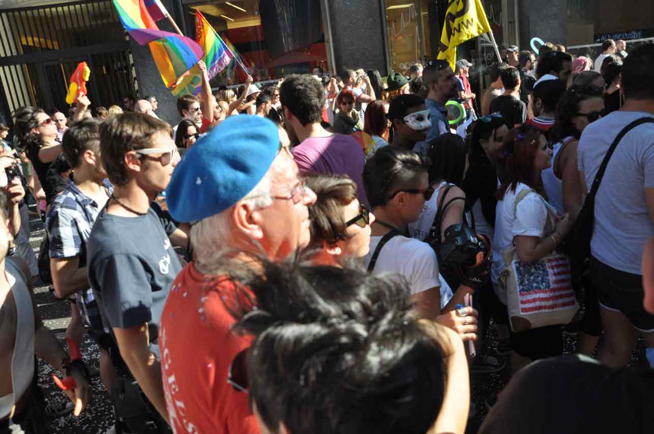 Milano Pride 2011: 60 mila in piazza con New York nel cuore