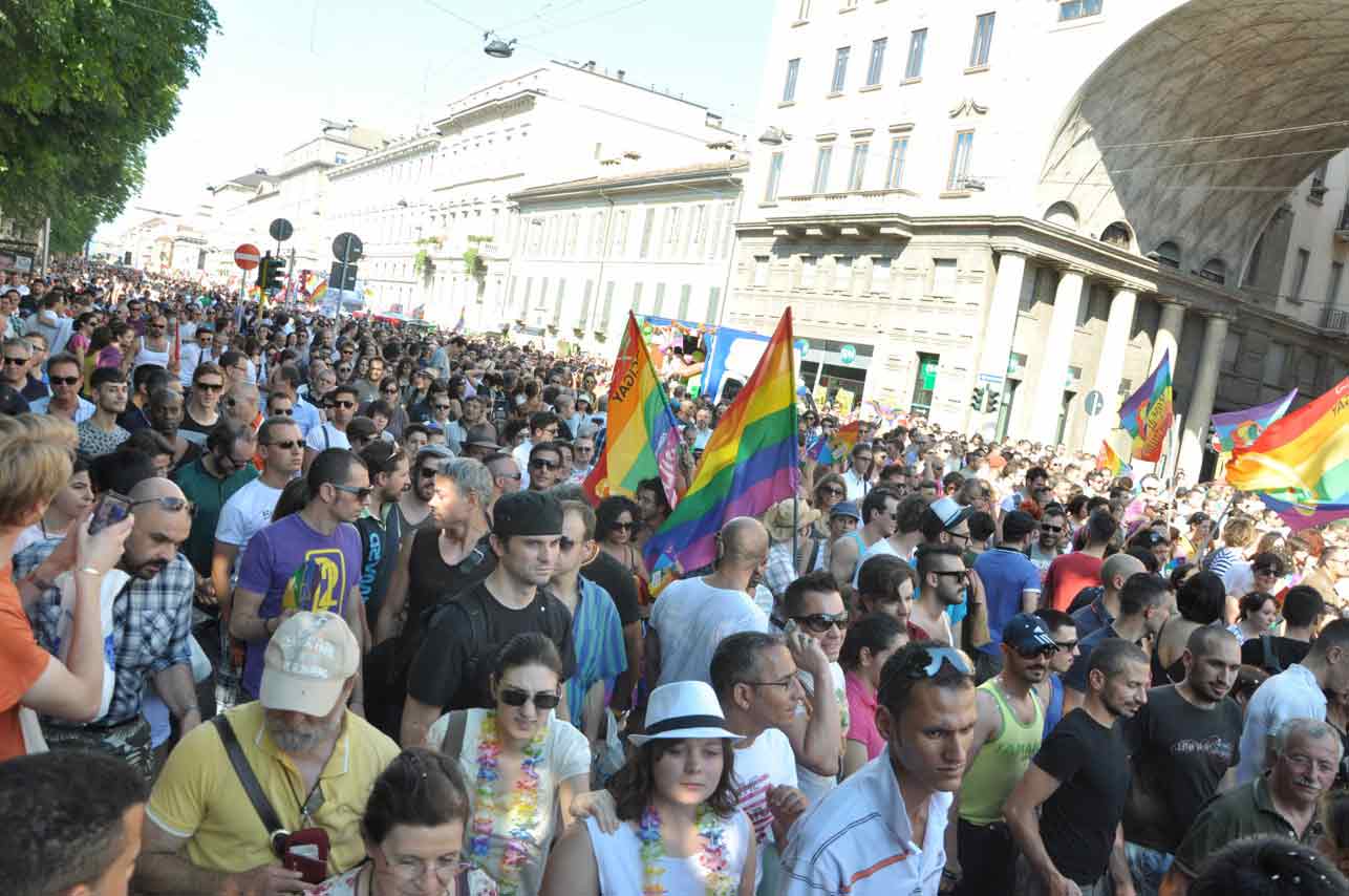 Milano Pride 2011: 60 mila in piazza con New York nel cuore