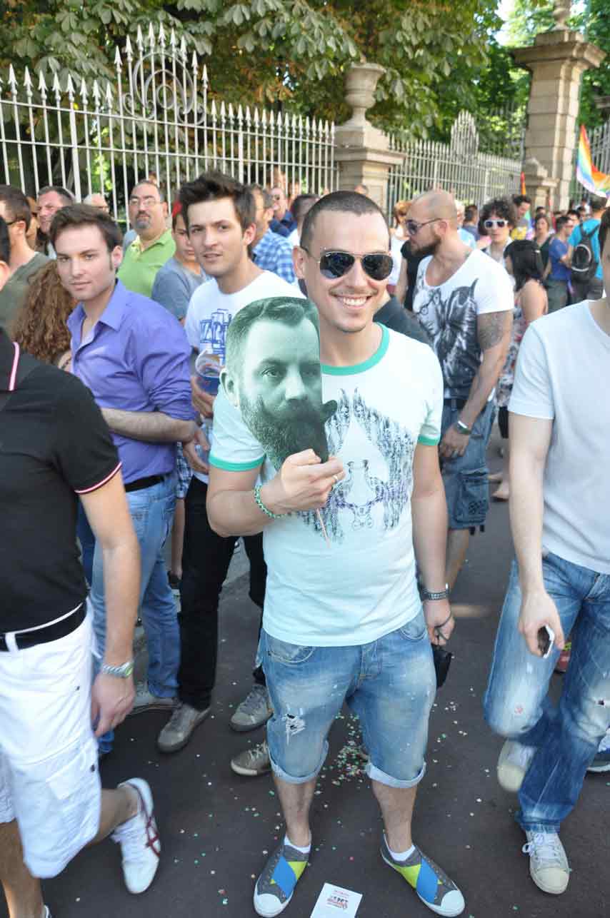 Milano Pride 2011: 60 mila in piazza con New York nel cuore