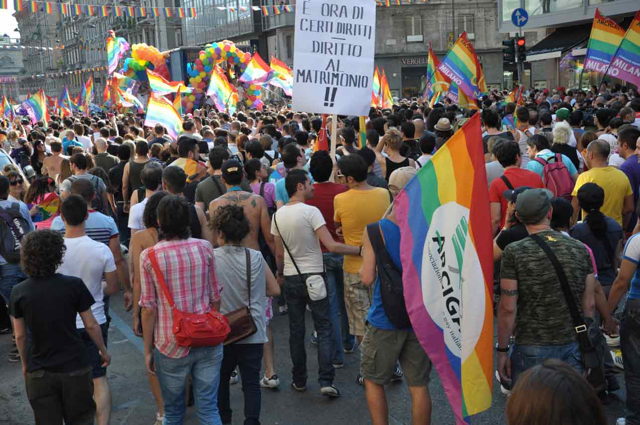 Milano Pride 2011: 60 mila in piazza con New York nel cuore