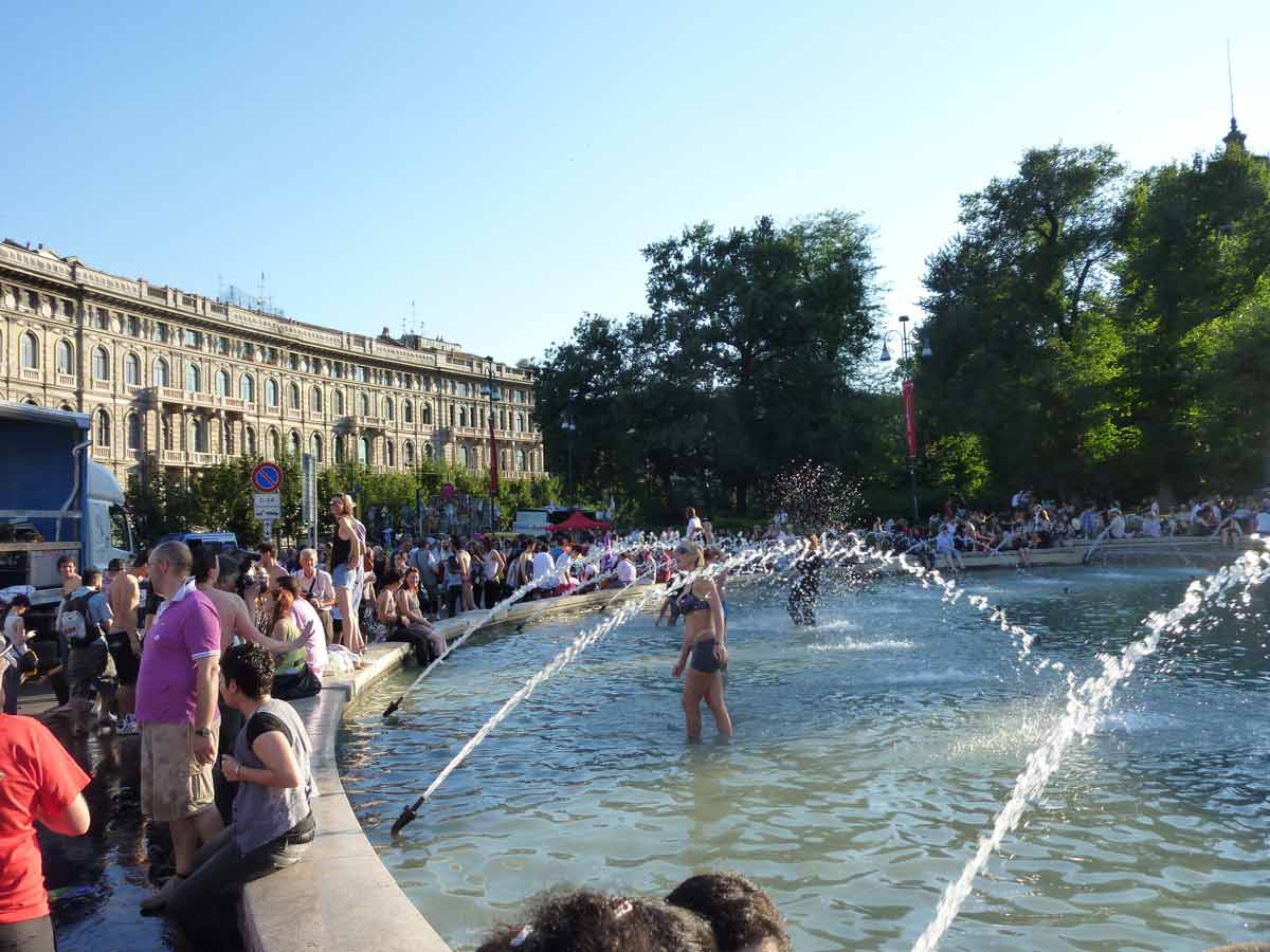 Milano Pride 2011: 60 mila in piazza con New York nel cuore