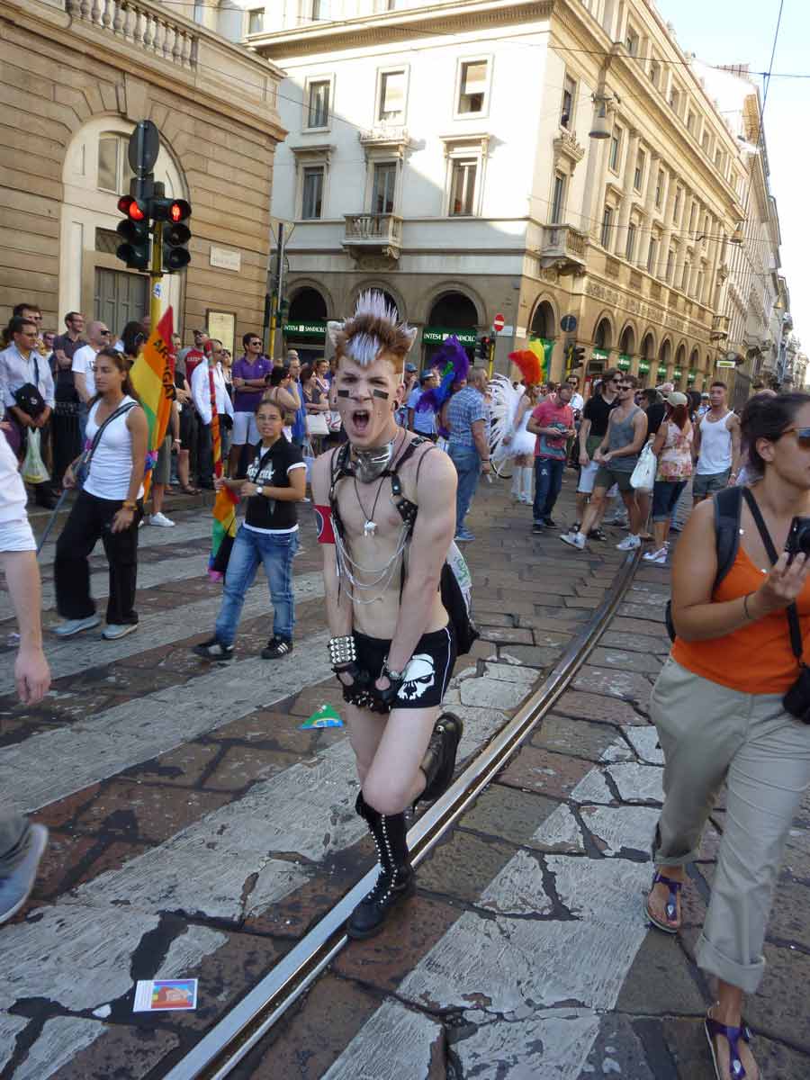 Milano Pride 2011: 60 mila in piazza con New York nel cuore