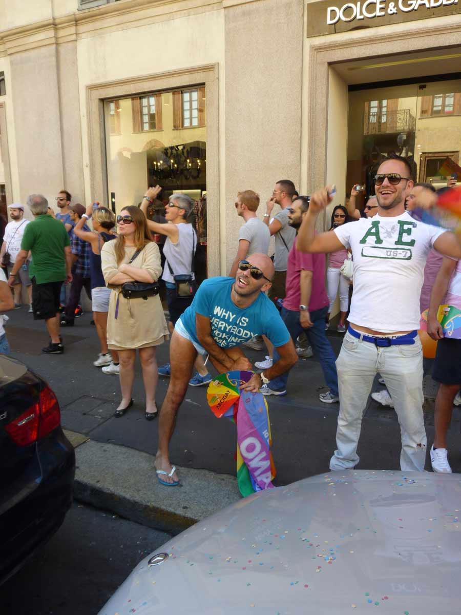 Milano Pride 2011: 60 mila in piazza con New York nel cuore