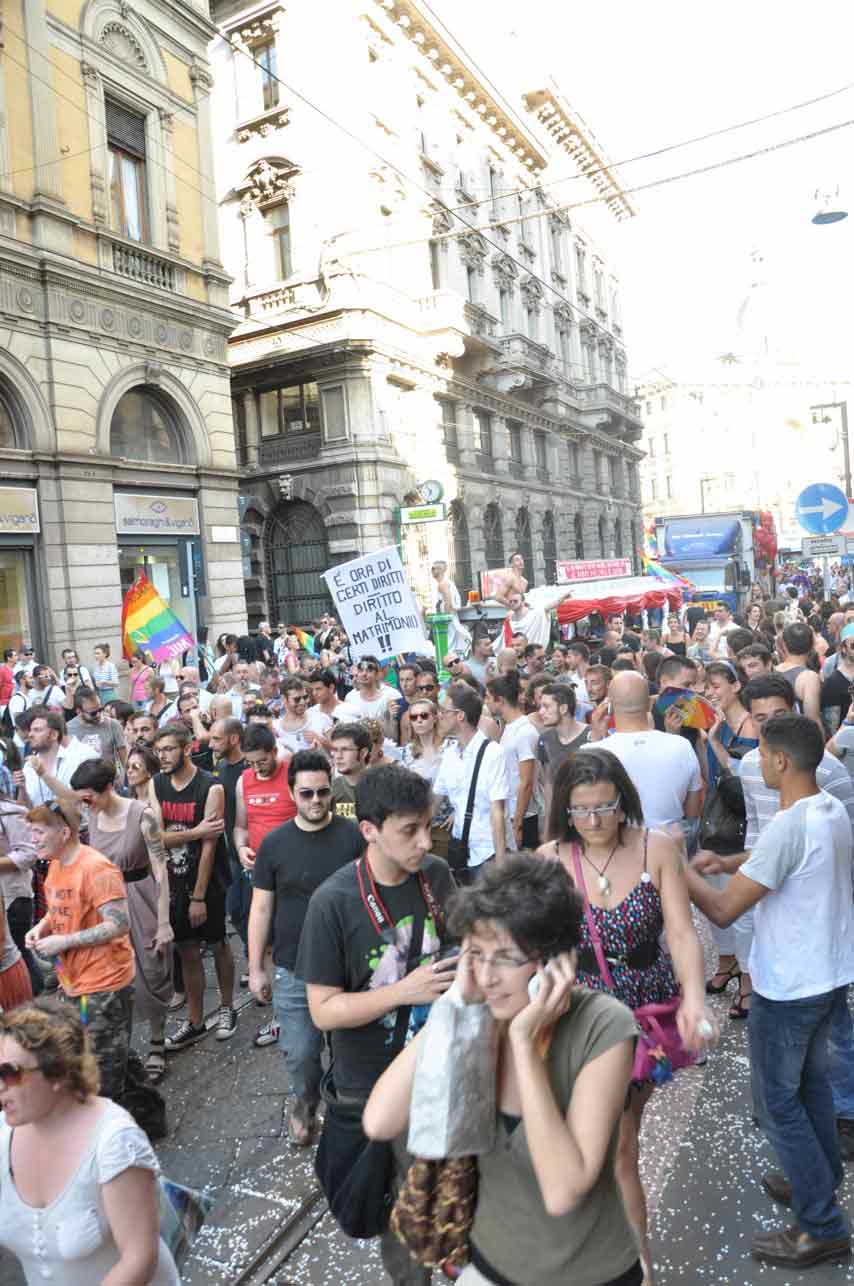 Milano Pride 2011: 60 mila in piazza con New York nel cuore