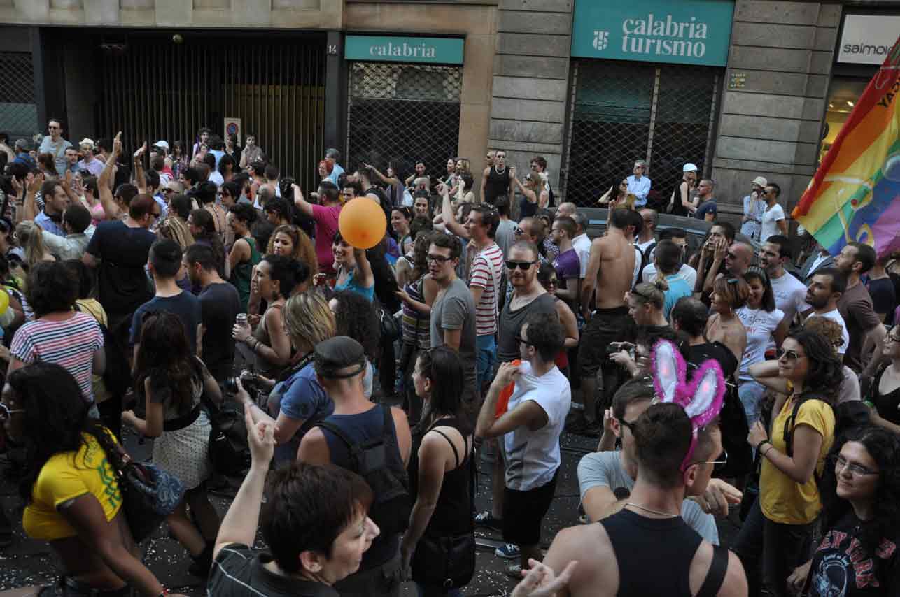 Milano Pride 2011: 60 mila in piazza con New York nel cuore